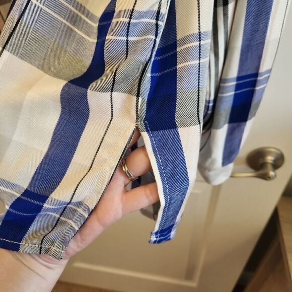 Sanctuary Women's Boyfriend Plaid Tie Back Button Front Shirt Size Medium - Picture 4 of 6